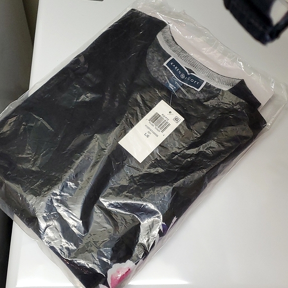 Karen Scott Daniella Relaxed-Fit Black w/ Pink Floral Button-Up Cardigan(L, PXL) - Picture 4 of 8